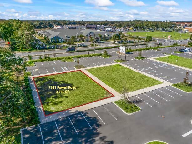 7321 Powell Rd, Wildwood, FL à louer - Photo de l’immeuble – Image 1 sur 8