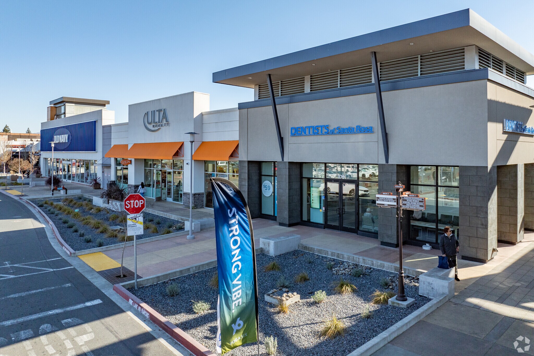 200-900 Coddingtown Ctr, Santa Rosa, CA à louer Photo principale– Image 1 sur 8