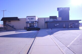 Plus de détails pour 111 W 7th St, Hays, KS - Local commercial à vendre