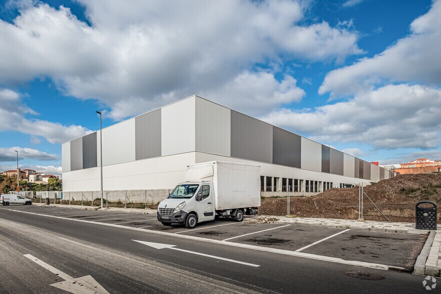 Industriel/Logistique dans Sestao, Vizcaya à louer - Photo de l’immeuble – Image 3 sur 3