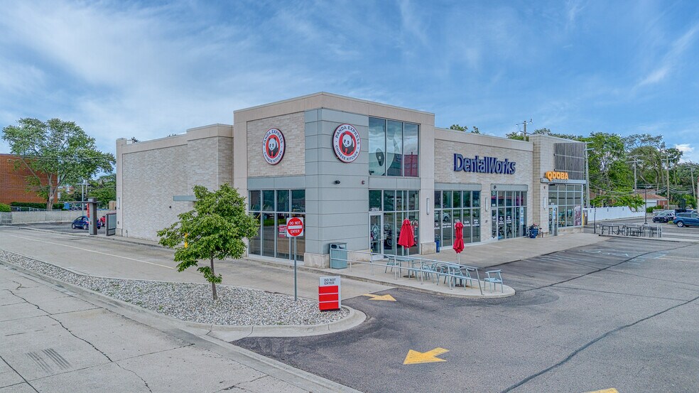 30754-30766 Woodward Ave, Royal Oak, MI à louer - Photo de l’immeuble – Image 3 sur 5
