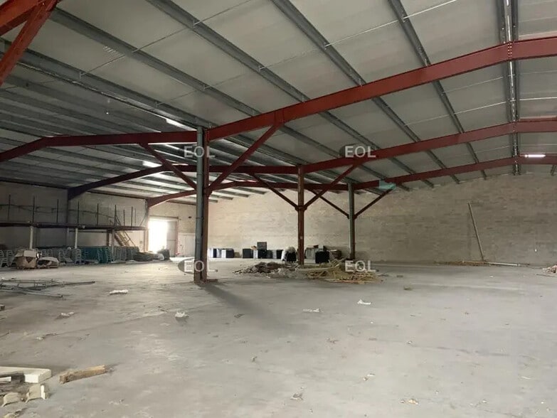 Industriel/Logistique dans Gignac-la-Nerthe à louer - Photo intérieure – Image 1 sur 2