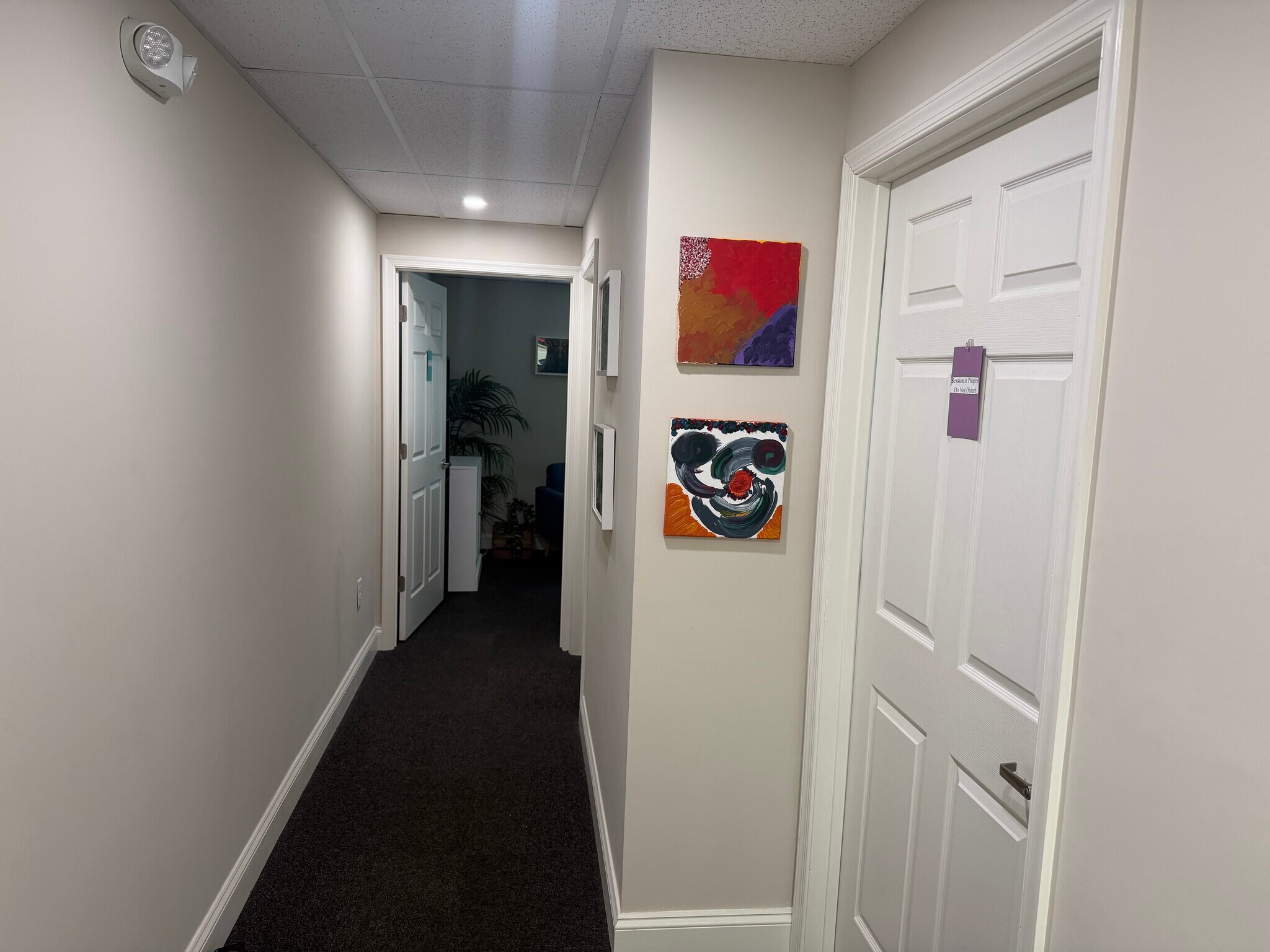 30 S Valley Rd, Paoli, PA à louer Photo intérieure– Image 1 sur 2