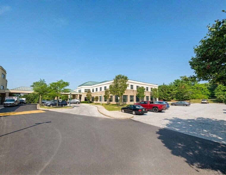 6830 Hospital Dr, Rosedale, MD à vendre - Photo de l’immeuble – Image 2 sur 4