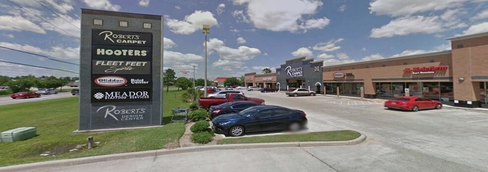 19053 I-45 N, Spring, TX à louer - Photo de l’immeuble – Image 3 sur 4