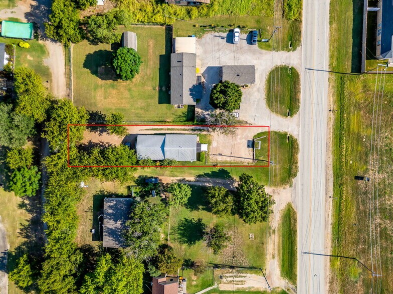 1504 Bus Rte 1187, Crowley, TX à vendre - Photo de l’immeuble – Image 2 sur 15