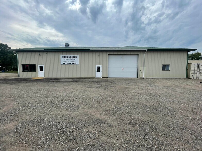 505 N Cass St, Morley, MI à vendre - Photo de l’immeuble – Image 3 sur 44