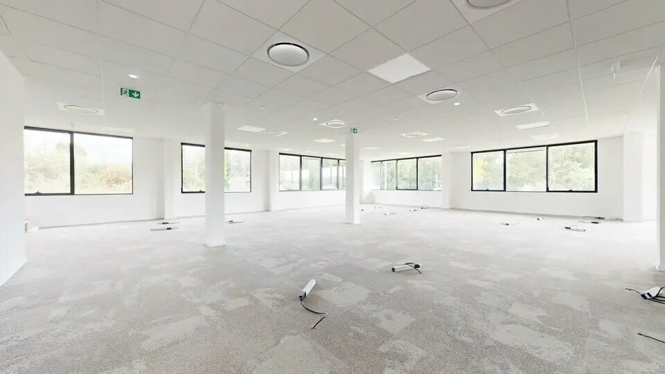 Bureau dans Limonest à louer - Photo intérieure – Image 2 sur 12