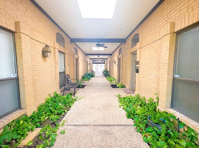 600 W Campbell Rd, Richardson, TX à vendre - Photo principale – Image 1 sur 6