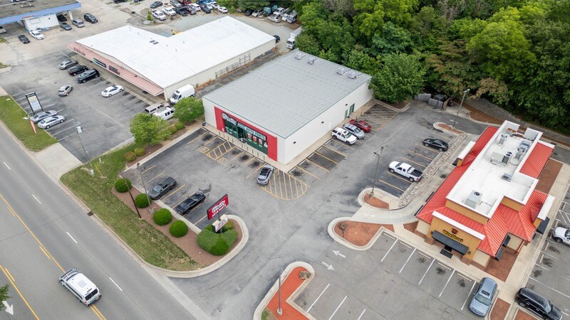 322 S Madison Blvd, Roxboro, NC à vendre - Photo de l’immeuble – Image 2 sur 7