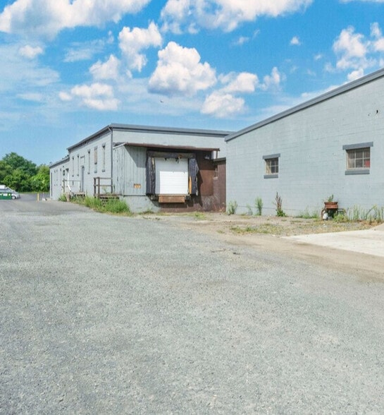 66-68 S Broad St, Westfield, MA à louer - Photo de l’immeuble – Image 3 sur 6