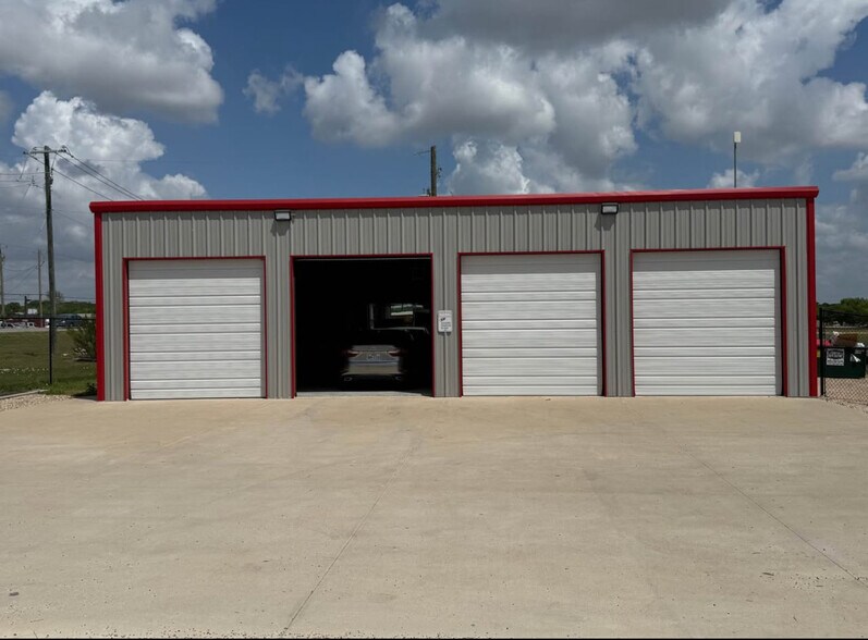 8040 Rendon Bloodworth Rd, Mansfield, TX à louer - Photo de l’immeuble – Image 2 sur 7