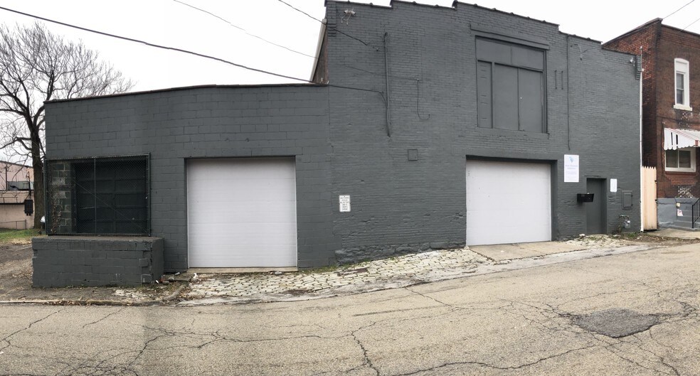 2021 Tustin St, Pittsburgh, PA à louer - Photo principale – Image 1 sur 10
