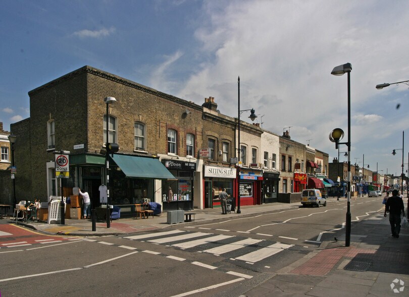 387 Roman Rd, Londres à louer - Photo principale – Image 1 sur 8