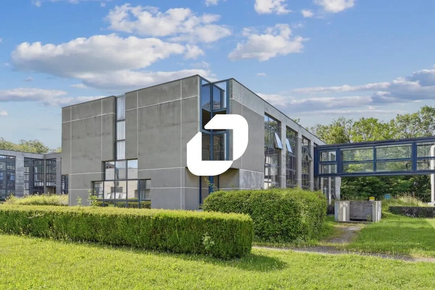 Bureau dans Meylan à vendre - Photo de l’immeuble – Image 1 sur 12