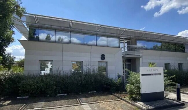 Plus de détails pour 8 Rue Pascal, Bron - Bureau à louer