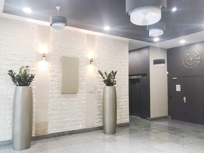 Bureau dans Bagnolet à louer - Hall d’entrée – Image 3 sur 8