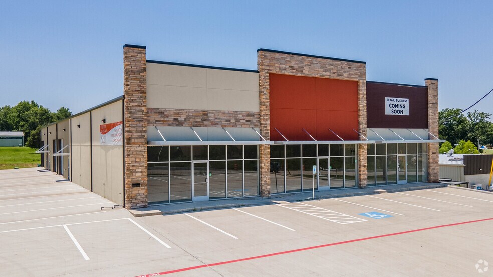 12335 FM 1097 W, Willis, TX à vendre - Photo de l’immeuble – Image 1 sur 7