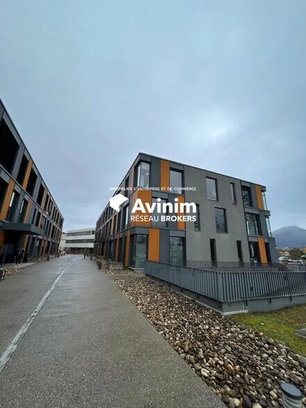 Bureau dans Epagny Metz-Tessy à louer - Photo de l’immeuble – Image 2 sur 23