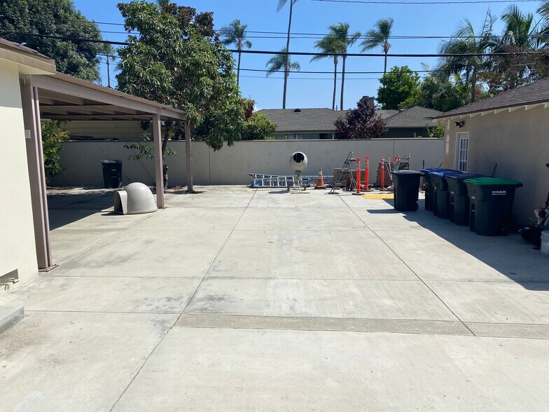 119 N Little Main St, Orange, CA à vendre - Photo de l’immeuble – Image 3 sur 6