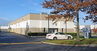 Plus de détails pour 290 Knickerbocker Ave, Bohemia, NY - Industriel/Logistique à louer