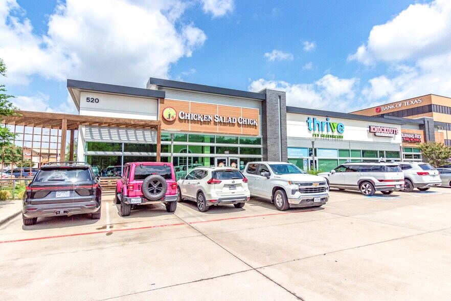 520 Grapevine Hwy, Hurst, TX à vendre - Photo de l’immeuble – Image 2 sur 3
