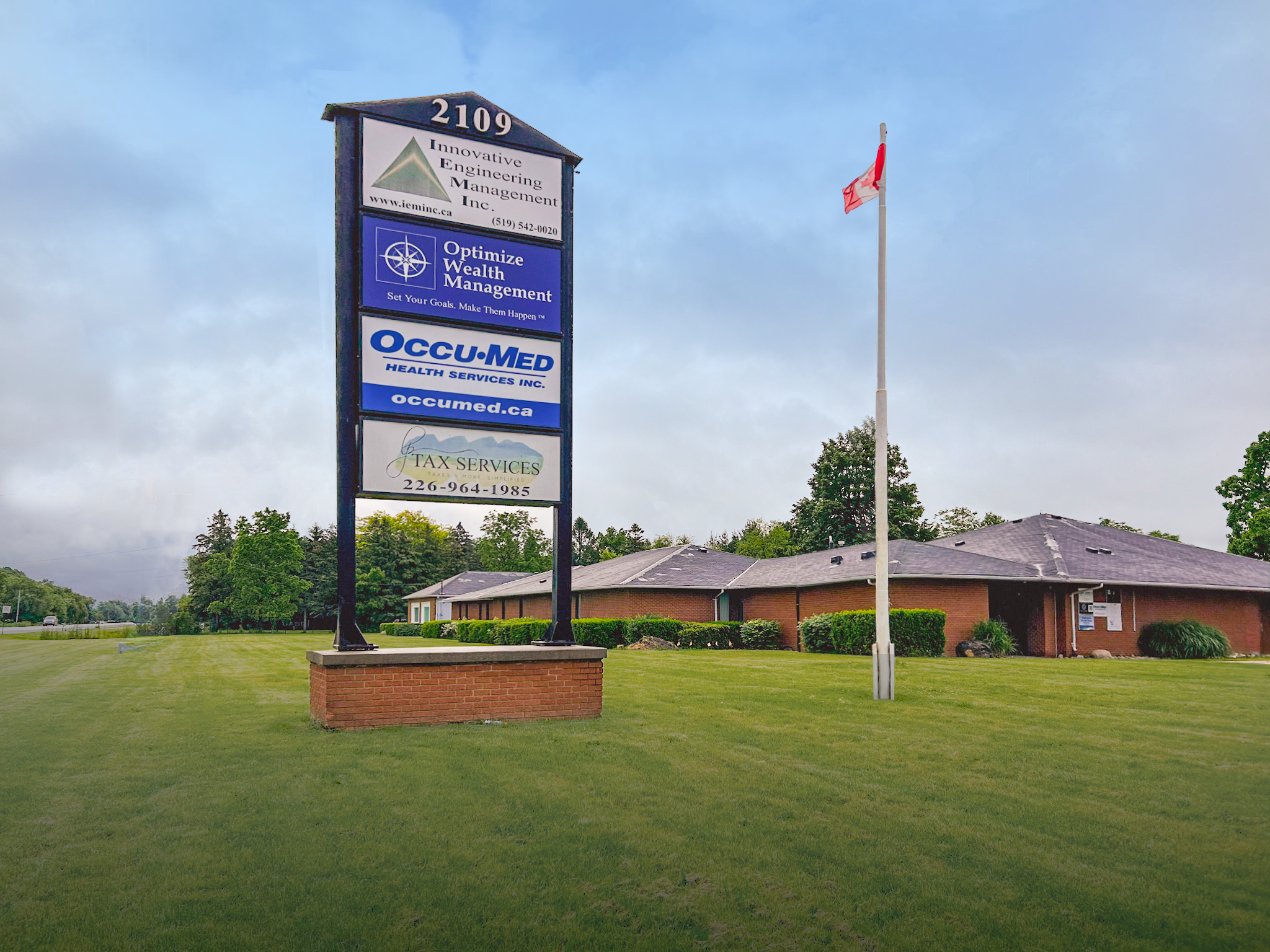 2109 London Line, Sarnia, ON à louer Photo principale– Image 1 sur 7