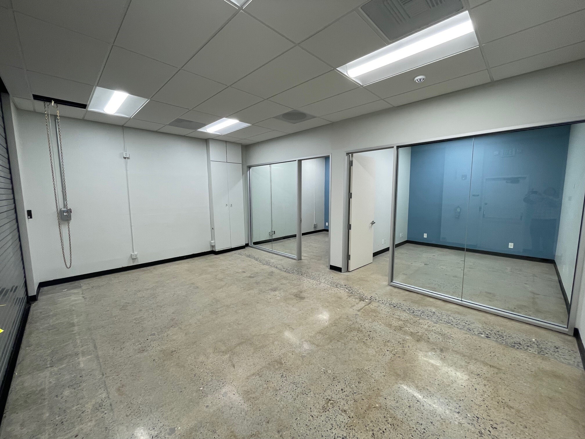 2650-2656 E Bayshore Rd, Palo Alto, CA à louer Photo intérieure– Image 1 sur 6