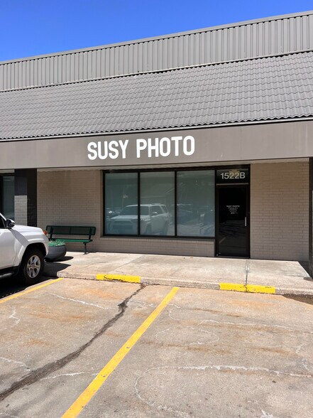 1522 NW Vivion Rd, Kansas City, MO à louer - Photo de l’immeuble – Image 1 sur 6