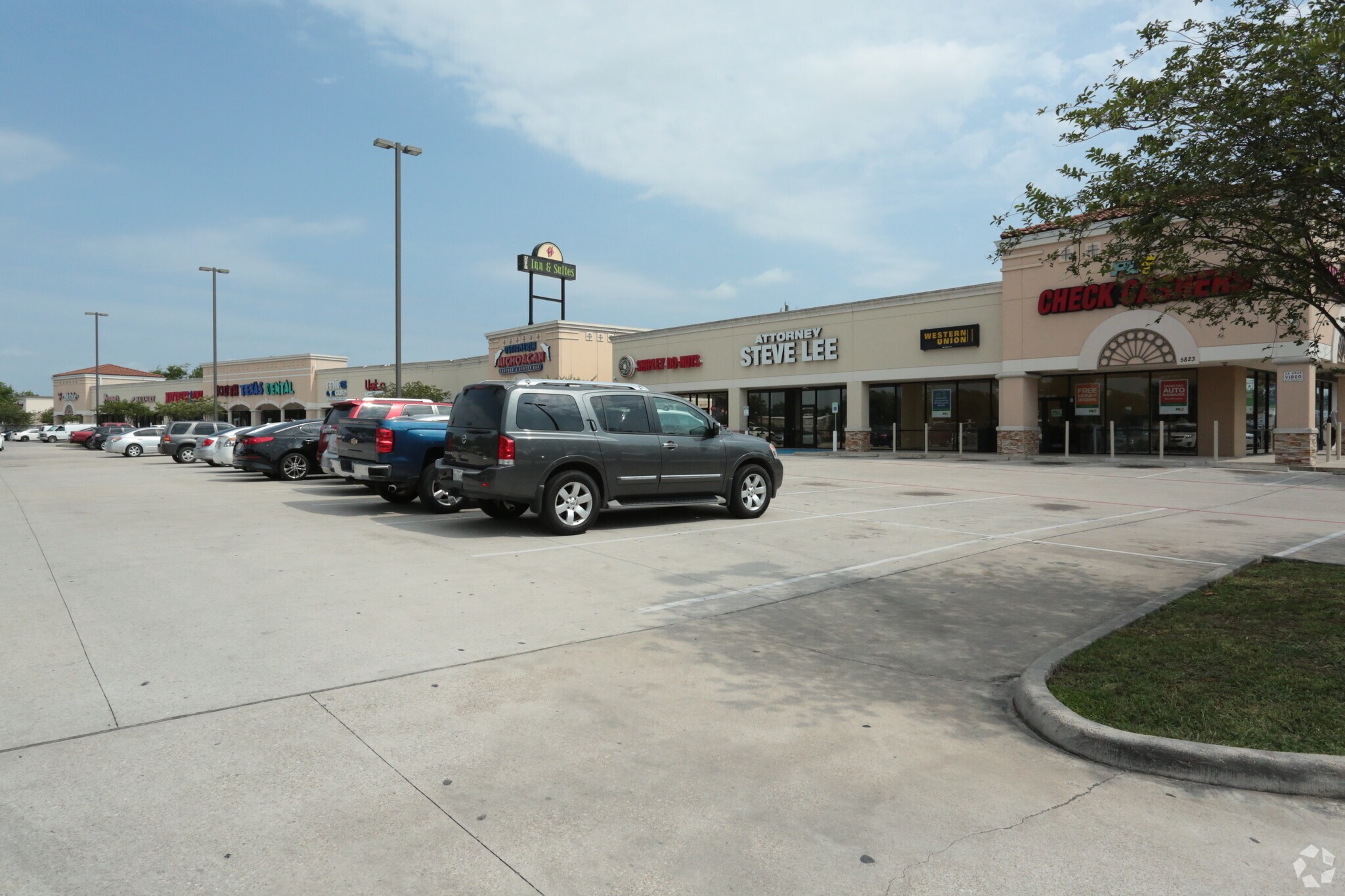 5819 Gulf Fwy, Houston, TX à louer Photo de l’immeuble– Image 1 sur 9