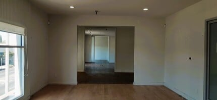 7257 Beverly Blvd, Los Angeles, CA à louer Photo intérieure– Image 2 sur 4