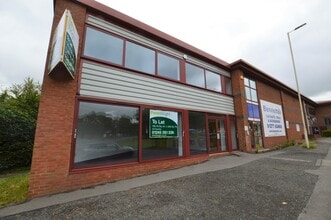 Radford Way, Billericay à louer Photo de l’immeuble– Image 1 sur 6