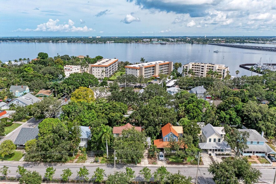 1533 1st Avenue Dr W, Bradenton, FL à vendre - Photo de l’immeuble – Image 3 sur 54