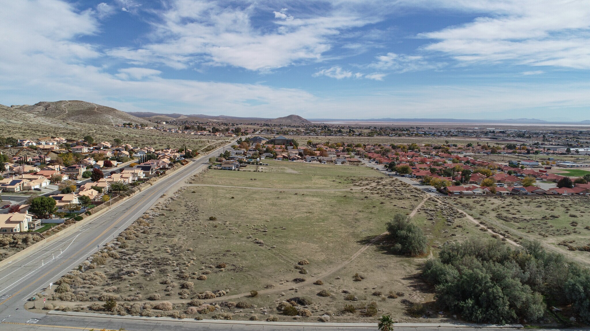 30th St, Rosamond, CA à vendre Photo principale– Image 1 sur 7