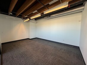 109 S Canopy St, Lincoln, NE à louer Photo intérieure– Image 1 sur 4