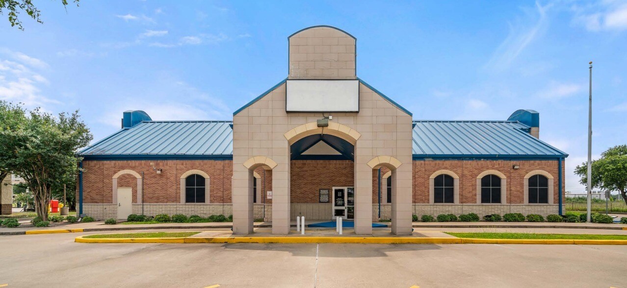 5835 Center St, Pasadena, TX à vendre Photo de l’immeuble– Image 1 sur 2