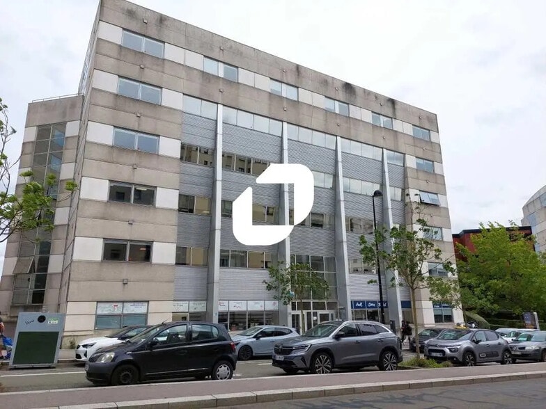 39 Boulevard Vauban, Guyancourt à louer - Photo de l’immeuble – Image 1 sur 14