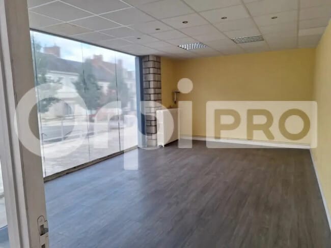 Plus de détails pour Local d’activités à vendre