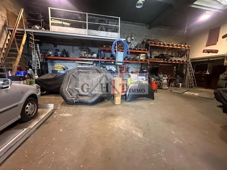 Industriel/Logistique dans Alfortville à vendre - Photo intérieure – Image 3 sur 9