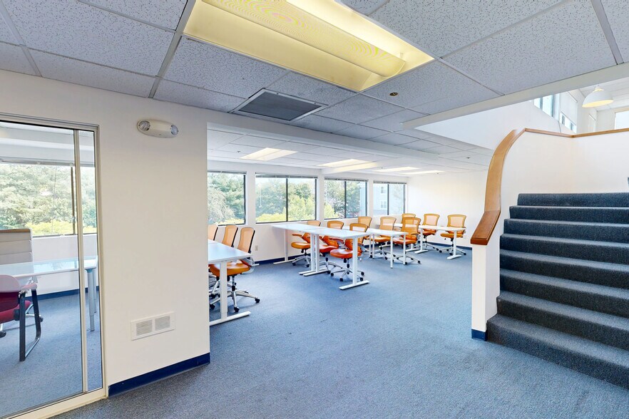 80-96 Sherman St, Cambridge, MA à louer - Numérisation 3D Matterport – Image 3 sur 21