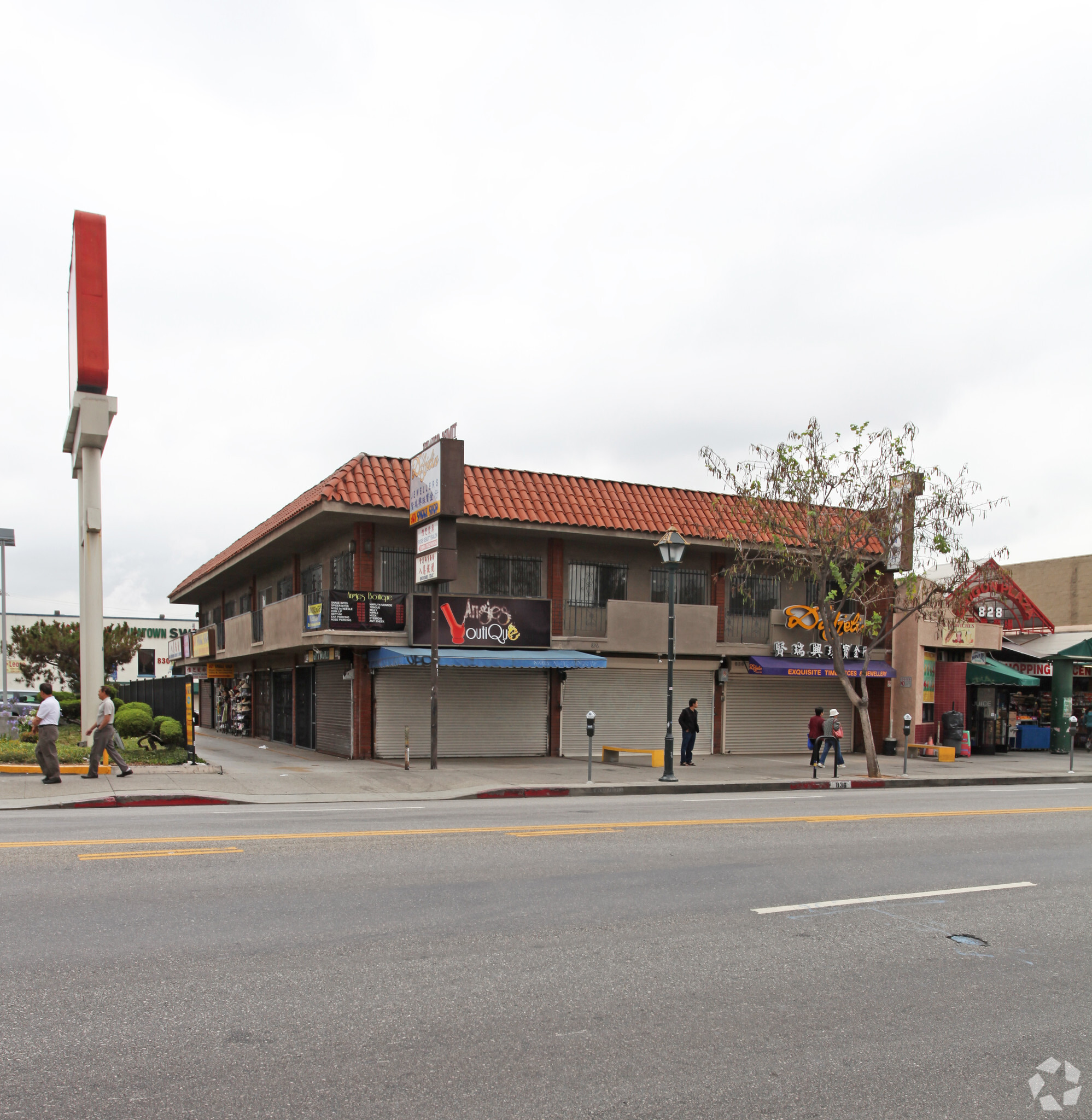 836-840 N Broadway St, Los Angeles, CA à louer Photo de l’immeuble– Image 1 sur 6