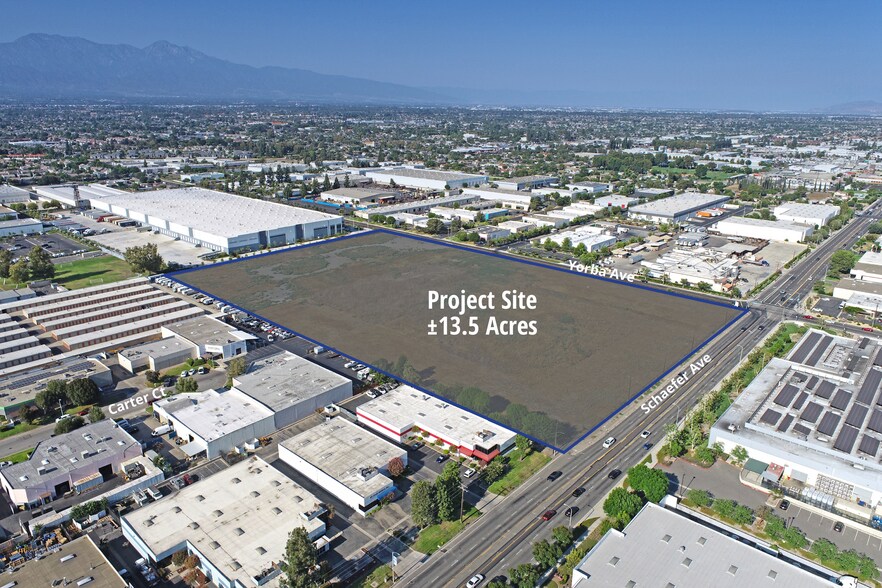 13610 Yorba Ave, Chino, CA à vendre - Photo de l’immeuble – Image 3 sur 3