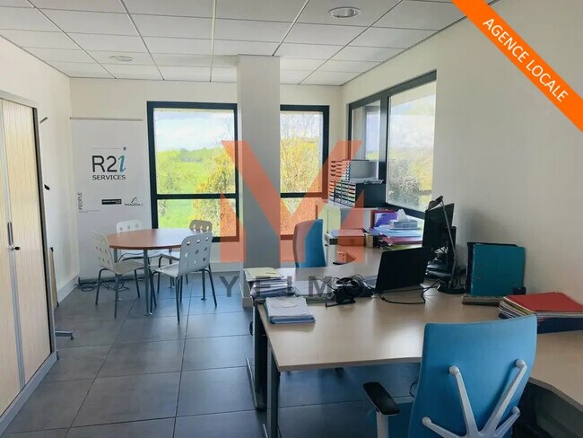 Plus de détails pour Bureau à louer