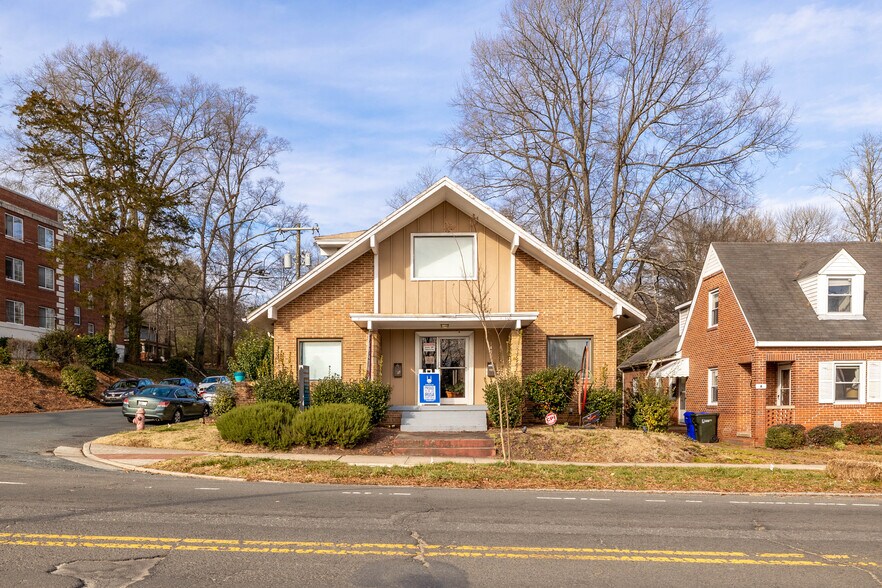 1410 W Chapel Hill St, Durham, NC à louer - Photo de l’immeuble – Image 3 sur 9