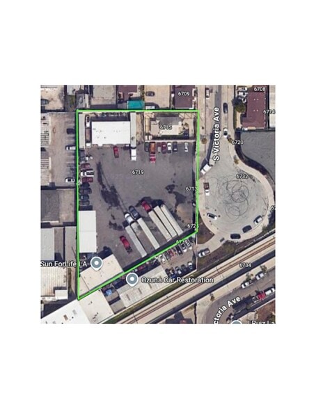 6725 S Victoria Ave, Los Angeles, CA à louer - Photo de l’immeuble – Image 2 sur 10