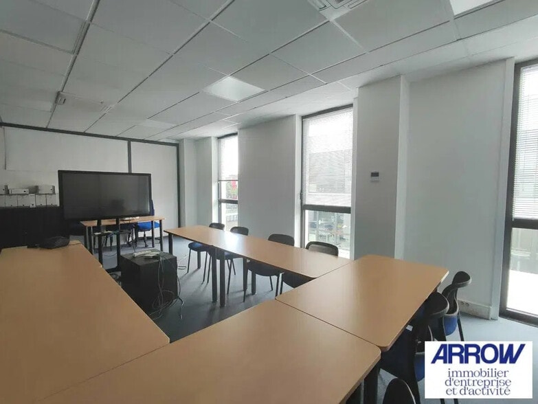 Bureau dans Nantes à louer - Photo de l’immeuble – Image 2 sur 12