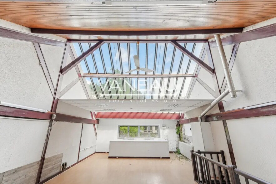 Bureau dans Paris à vendre - Photo de l’immeuble – Image 2 sur 5