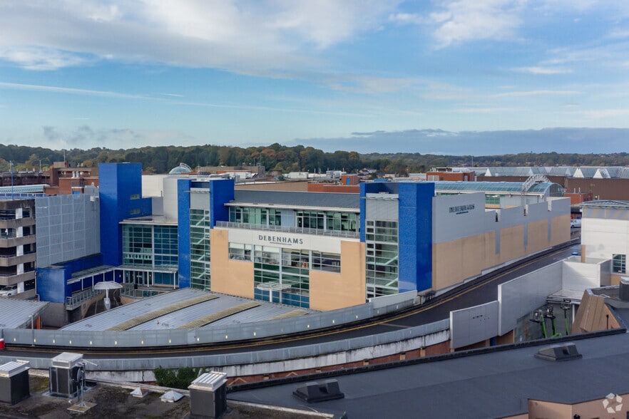 Kingsfisher Walk, Redditch à louer - Photo principale – Image 1 sur 8