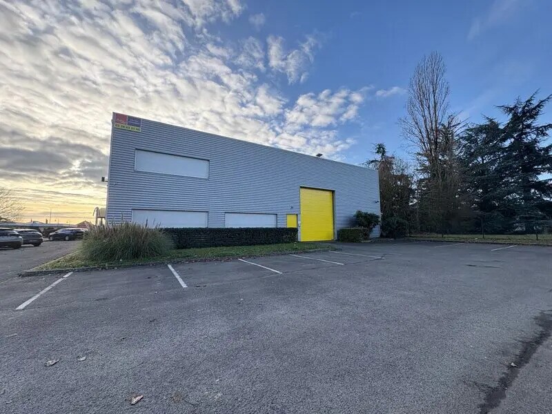 Bureau dans La Chapelle-Saint-Mesmin à louer Photo de l’immeuble– Image 1 sur 18