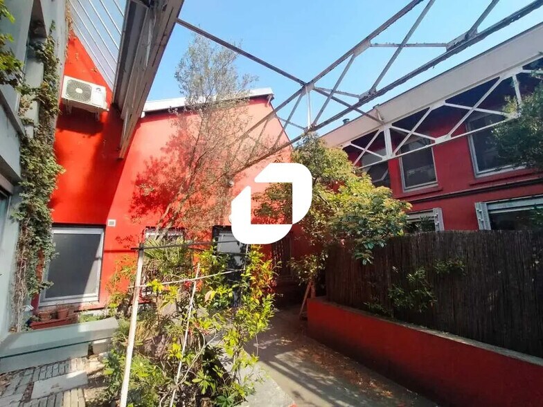 Bureau dans Montreuil à louer - Photo de l’immeuble – Image 2 sur 10